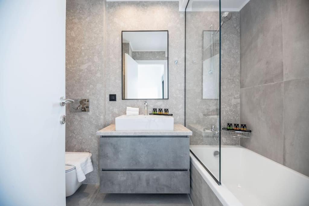 Maison Du Jardin 2-Bedroom Apartment Private Outdoor Jacuzzi Rhodes City Εξωτερικό φωτογραφία