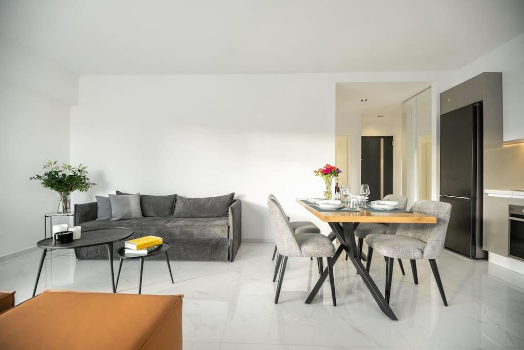 Maison Du Jardin 2-Bedroom Apartment Private Outdoor Jacuzzi Rhodes City Εξωτερικό φωτογραφία